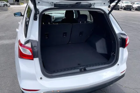 More photos of 2020 Chevrolet Equinox LT at Cable Dahmer Chevrolet of Independence, MO