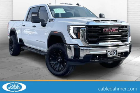 White 2024 GMC Sierra 2500 HD Pro for sale in Independence, MO