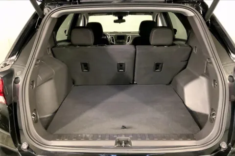 More photos of 2024 Chevrolet Equinox LT at Cable Dahmer Chevrolet of Independence, MO