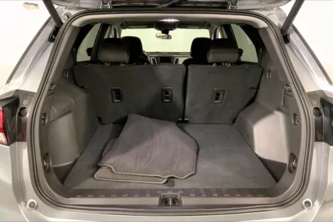 More photos of 2024 Chevrolet Equinox LT at Cable Dahmer Chevrolet of Independence, MO