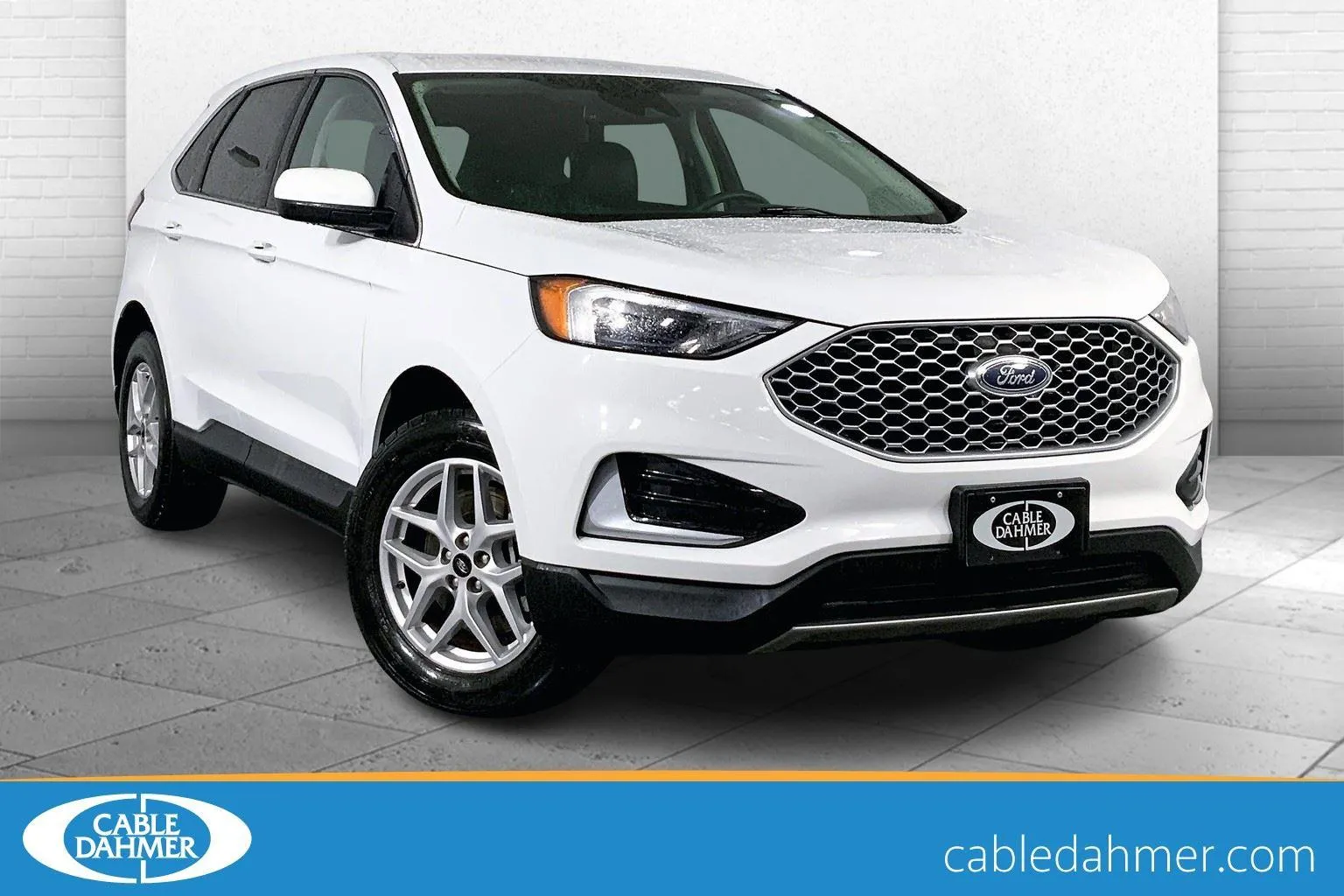 White 2024 Ford Edge SEL for sale in Independence, MO