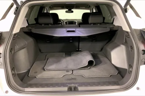 More photos of 2023 GMC Terrain SLE at Cable Dahmer Chevrolet of Independence, MO