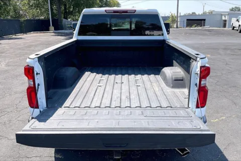 More photos of 2023 Chevrolet Silverado 2500 HD High Country at Cable Dahmer Chevrolet of Independence, MO