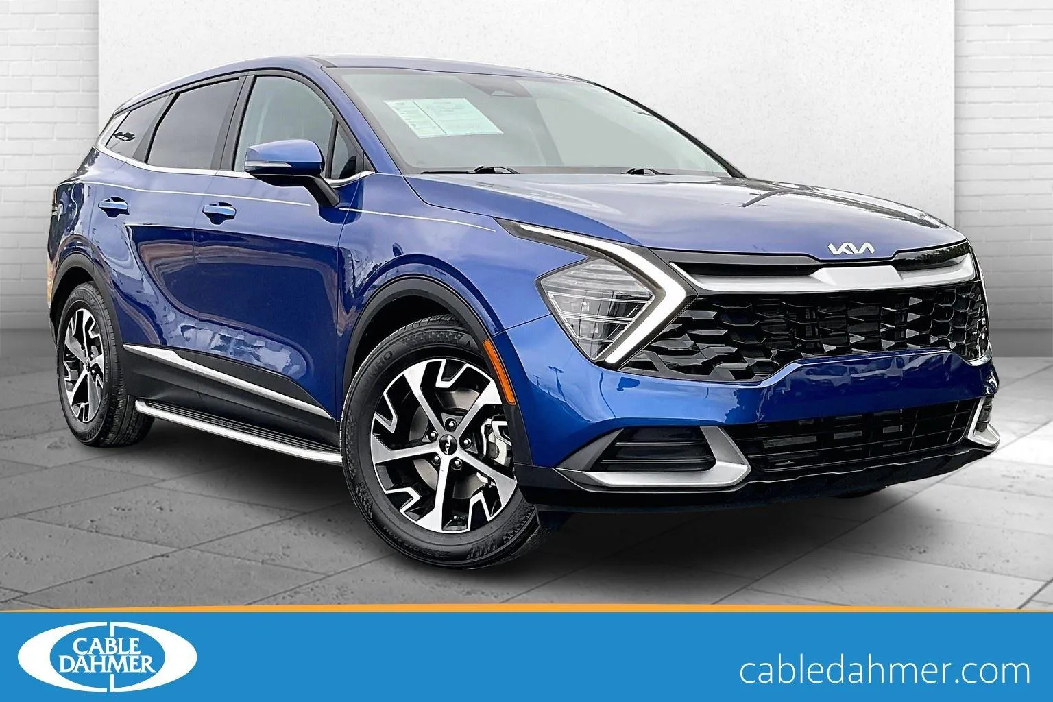 Blue 2024 Kia Sportage EX for sale in Independence, MO