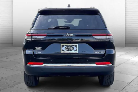 Another view of 2024 Jeep Grand Cherokee Limited for sale in Independence, MO at Cable Dahmer Chevrolet of Independence