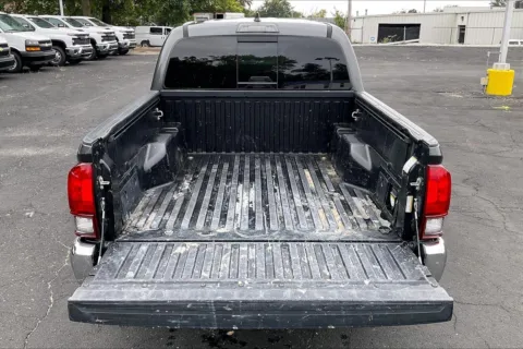 More photos of 2018 Toyota Tacoma SR at Cable Dahmer Chevrolet of Independence, MO