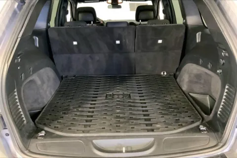 More photos of 2020 Jeep Grand Cherokee Laredo E at Cable Dahmer Chevrolet of Independence, MO