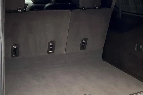 More photos of 2021 GMC Yukon XL Denali at Cable Dahmer Chevrolet of Independence, MO