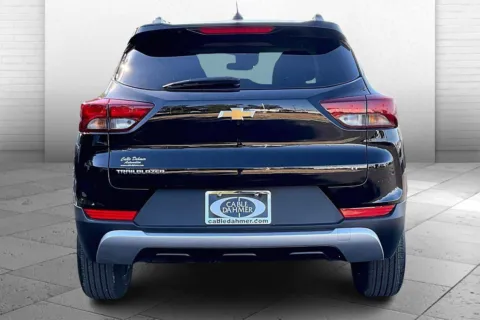 Another view of 2023 Chevrolet Trailblazer LT for sale in Independence, MO at Cable Dahmer Chevrolet of Independence