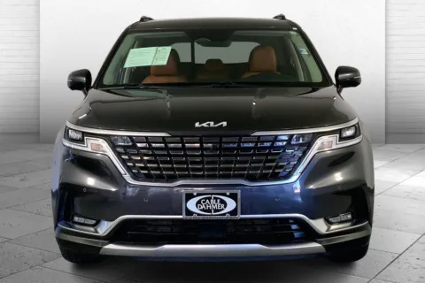 Photos of 2022 Kia Carnival SX for sale in Independence, MO at Cable Dahmer Chevrolet of Independence