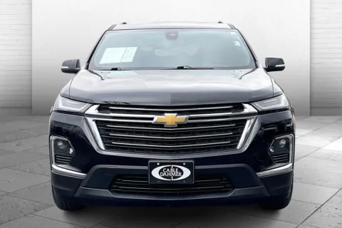 Photos of 2023 Chevrolet Traverse LT Cloth for sale in Independence, MO at Cable Dahmer Chevrolet of Independence