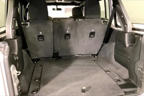 More photos of 2021 Jeep Wrangler Unlimited Sport Altitude at Cable Dahmer Kia of Lee's Summit, MO