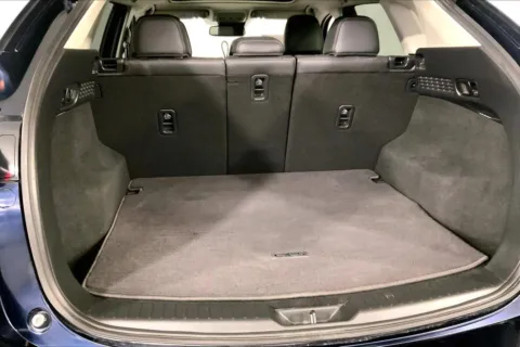 More photos of 2023 Mazda Mazda CX-5 2.5 S Preferred Package at Cable Dahmer Kia of Lee's Summit, MO