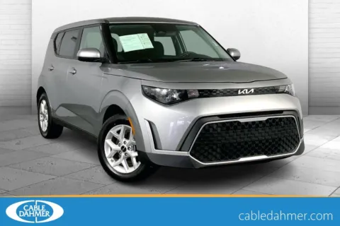 Gray 2024 Kia Soul LX for sale in Lee's Summit, MO