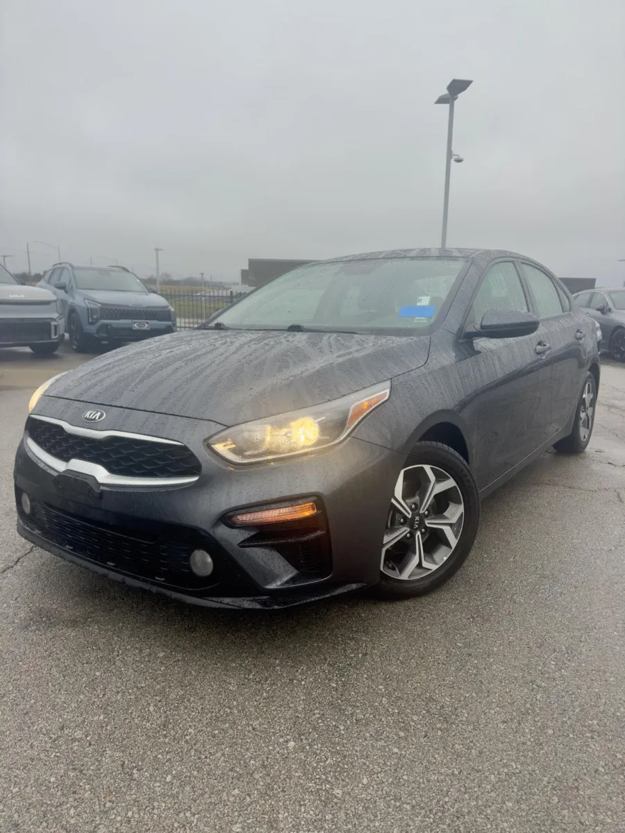 Gray 2019 Kia Forte LXS for sale in Lee's Summit, MO