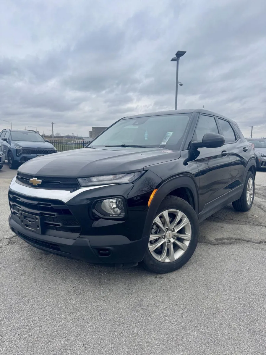 Black 2021 Chevrolet Trailblazer LS for sale in Lee's Summit, MO