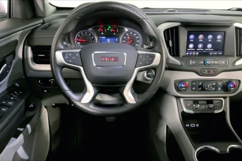 More photos of 2023 GMC Terrain SLE at Cable Dahmer Kia of Lee's Summit, MO