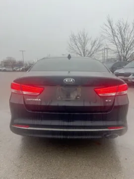 More photos of 2018 Kia Optima EX at Cable Dahmer Kia of Lee's Summit, MO