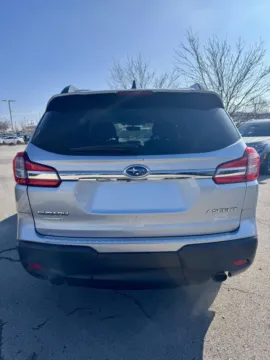 More photos of 2021 Subaru Ascent Premium at Cable Dahmer Kia of Lee's Summit, MO