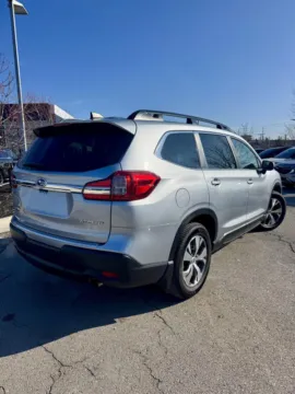 More photos of 2021 Subaru Ascent Premium at Cable Dahmer Kia of Lee's Summit, MO