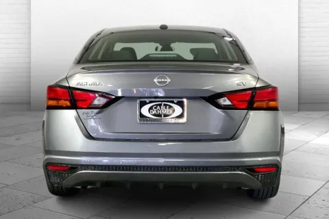 Another view of 2024 Nissan Altima 2.5 SV for sale in Lee's Summit, MO at Cable Dahmer Kia of Lee's Summit
