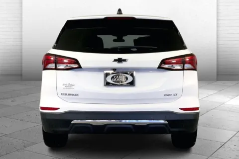 Another view of 2022 Chevrolet Equinox LT for sale in Lee's Summit, MO at Cable Dahmer Kia of Lee's Summit