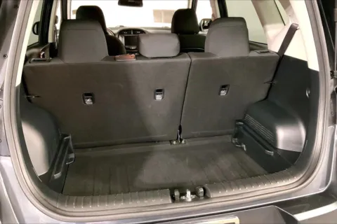 More photos of 2024 Kia Soul LX at Cable Dahmer Kia of Lee's Summit, MO