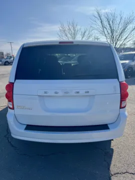 More photos of 2016 Dodge Grand Caravan SE at Cable Dahmer Kia of Lee's Summit, MO