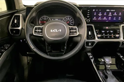 More photos of 2022 Kia Sorento SX at Cable Dahmer Kia of Lee's Summit, MO