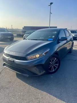 Gray 2022 Kia Forte LXS for sale in Lee's Summit, MO