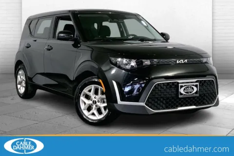 Black 2024 Kia Soul LX for sale in Lee's Summit, MO