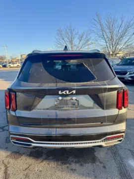 More photos of 2023 Kia Sorento S at Cable Dahmer Kia of Lee's Summit, MO