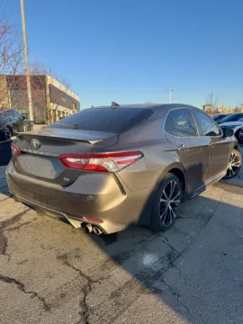 More photos of 2020 Toyota Camry SE at Cable Dahmer Kia of Lee's Summit, MO