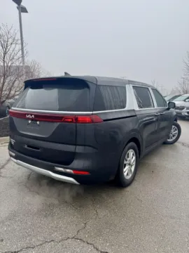 More photos of 2023 Kia Carnival LX at Cable Dahmer Kia of Lee's Summit, MO