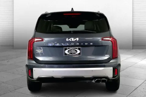Another view of 2023 Kia Telluride S for sale in Lee's Summit, MO at Cable Dahmer Kia of Lee's Summit