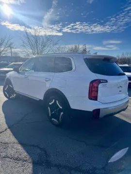 Another view of 2023 Kia Telluride S for sale in Lee's Summit, MO at Cable Dahmer Kia of Lee's Summit