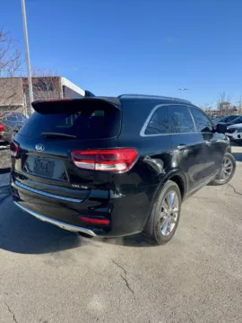 More photos of 2016 Kia Sorento SXL at Cable Dahmer Kia of Lee's Summit, MO