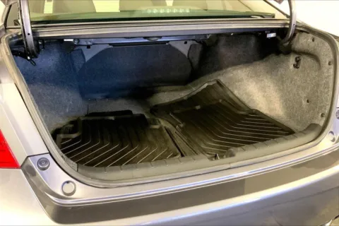 More photos of 2013 Honda Accord Sdn EX-L at Cable Dahmer Kia of Lee's Summit, MO