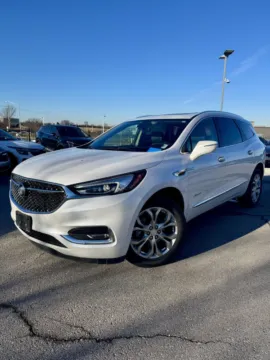 White 2020 Buick Enclave Avenir for sale in Lee's Summit, MO