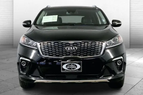 Photos of 2019 Kia Sorento SX V6 for sale in Lee's Summit, MO at Cable Dahmer Kia of Lee's Summit