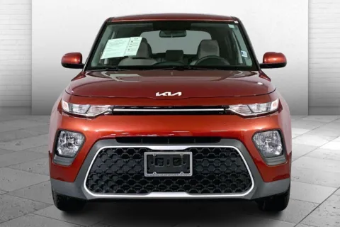 Photos of 2022 Kia Soul LX for sale in Lee's Summit, MO at Cable Dahmer Kia of Lee's Summit