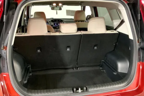More photos of 2022 Kia Soul LX at Cable Dahmer Kia of Lee's Summit, MO