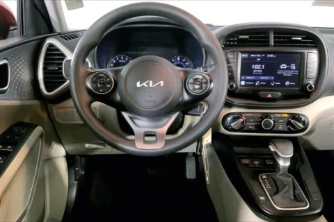 More photos of 2022 Kia Soul LX at Cable Dahmer Kia of Lee's Summit, MO