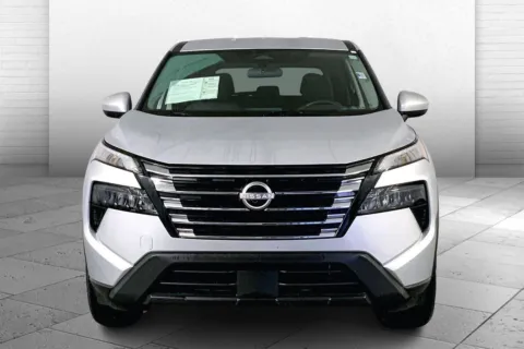 Photos of 2025 Nissan Rogue SV for sale in Lee's Summit, MO at Cable Dahmer Kia of Lee's Summit