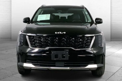 Photos of 2024 Kia Sorento S for sale in Lee's Summit, MO at Cable Dahmer Kia of Lee's Summit