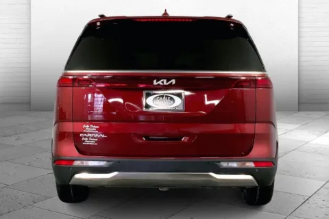 Another view of 2023 Kia Carnival SX for sale in Lee's Summit, MO at Cable Dahmer Kia of Lee's Summit