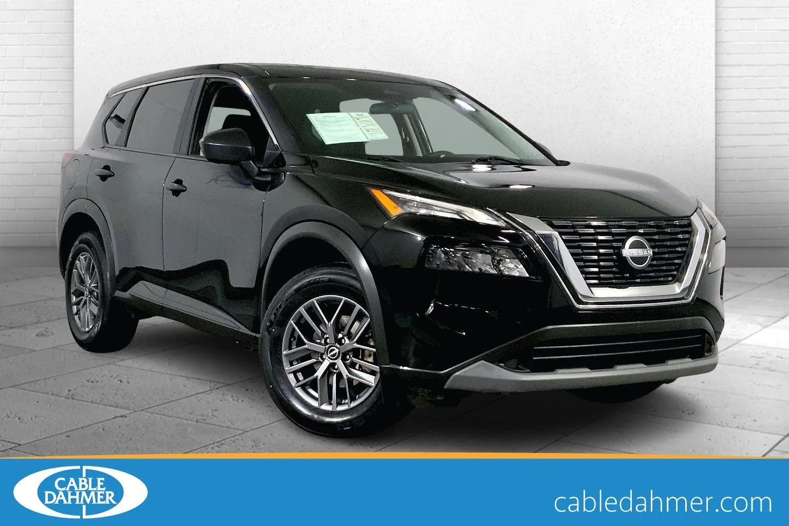 Black 2023 Nissan Rogue S for sale in Lee's Summit, MO