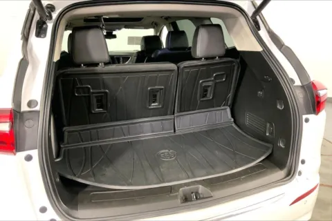 More photos of 2020 Buick Enclave Avenir at Cable Dahmer Kia of Lee's Summit, MO