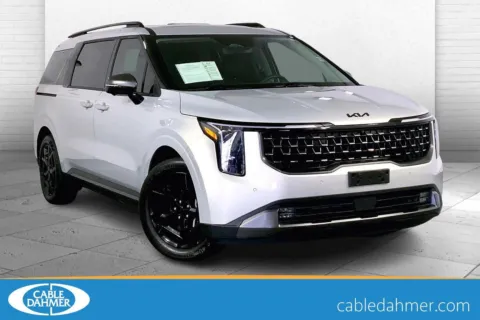 Silver 2025 Kia Carnival Hybrid SX for sale in Lee's Summit, MO