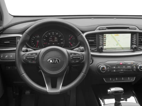 More photos of 2017 Kia Sorento SX V6 at Cable Dahmer Kia of Lee's Summit, MO